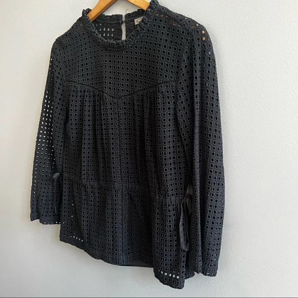 Point Sur J. Crew Black Eyelet Lace Top Long Sleeve Cinch Tie Waist 2